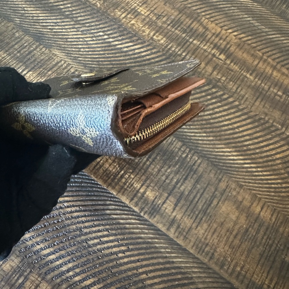 Louis Vuitton Porto Papier Zip Bi-Fold Wallet Monogram& id 🪪 holder - Picture 5 of 17